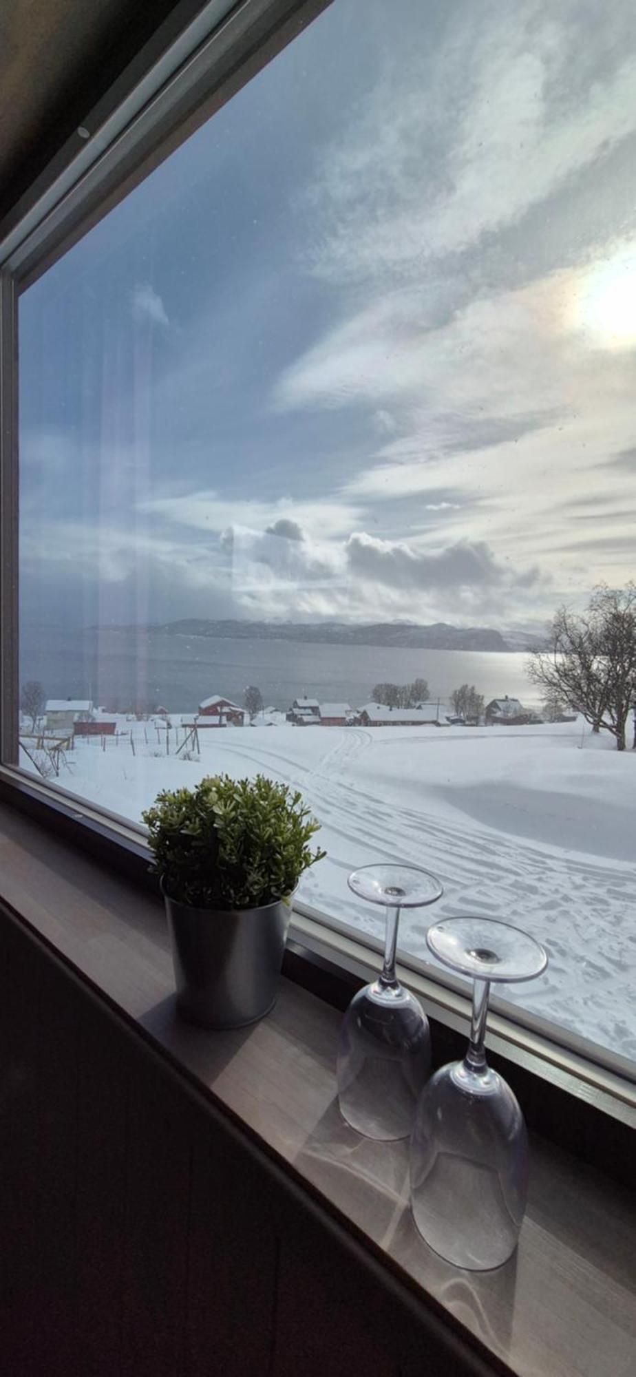 Yggdrasil Farmhotel Retreat, Spa & Yoga Straumsbukta Стая снимка
